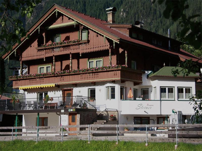 Pension Steiner Mayrhofen Zewnętrze zdjęcie